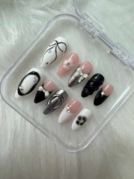 𝒮𝒾ℯ𝓃𝓃𝒶